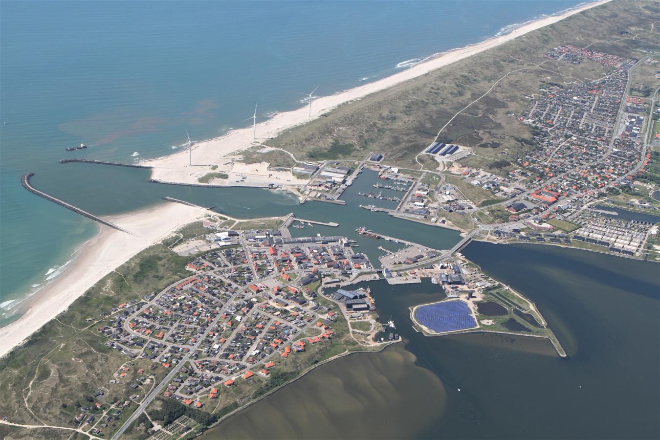 Drone billede af Hvide Sande Havn