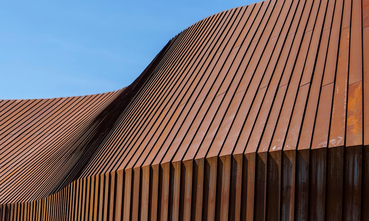 Et bliktag på et museum