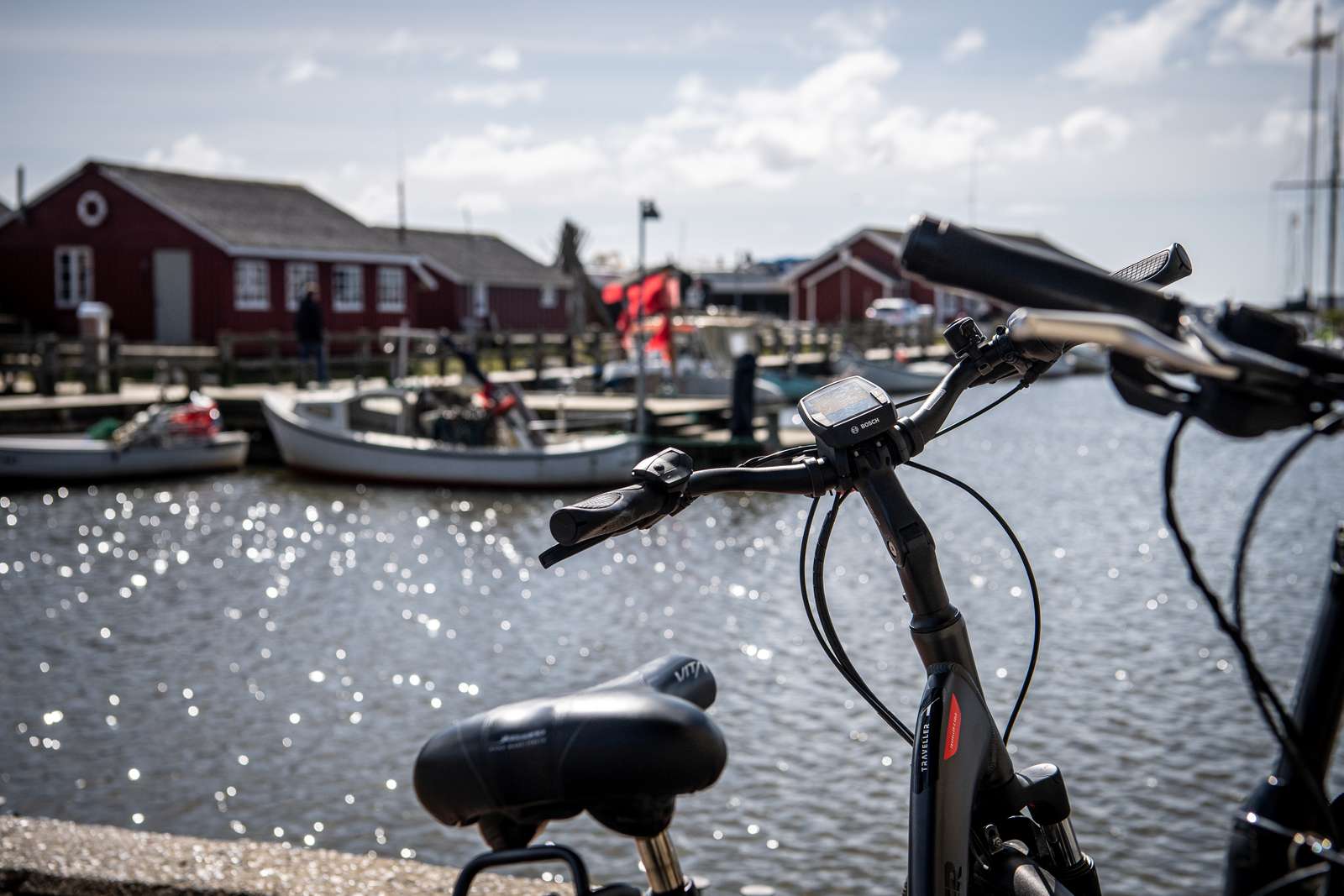 Få luft i dækket eller strøm på batteriet