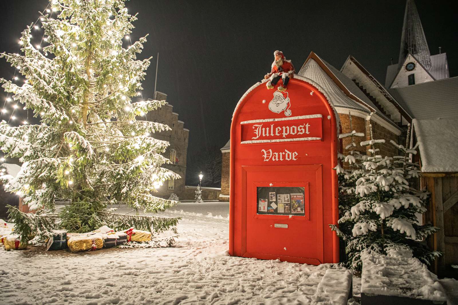 Julestemning og en kæmpe postkasse i Varde