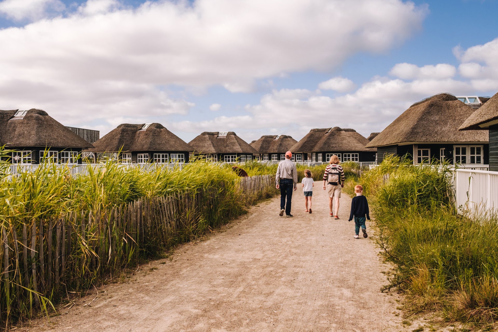 Familie på ferie hos Hvidbjerg Strand Feriepark