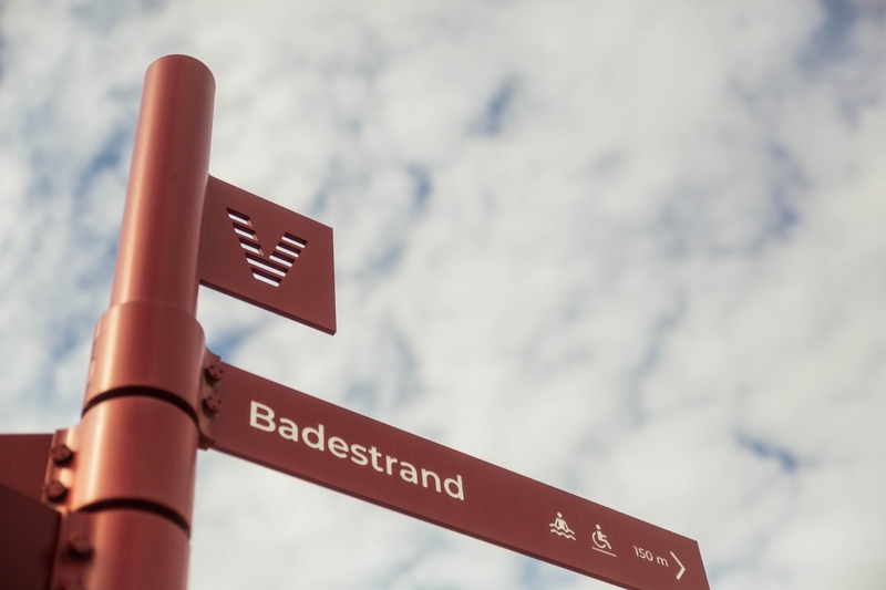 Vestkysten_Wayfinding_genre_skilt_2024