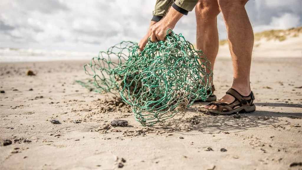 Strandrensning-OMHU-Beach-Clean-up-Flying October-Visit Vesterhavet