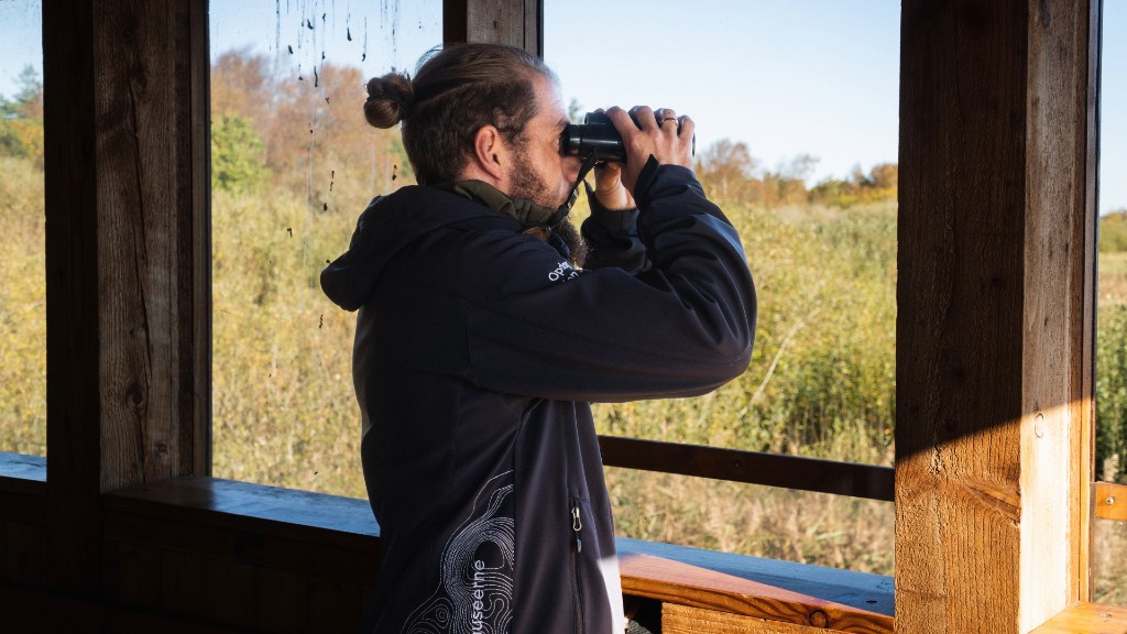 Nautrnørd Jonas - Fuglekigger - Varde Kommune