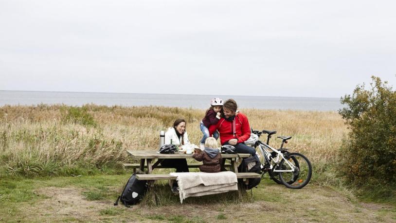 Familie på cykeltur