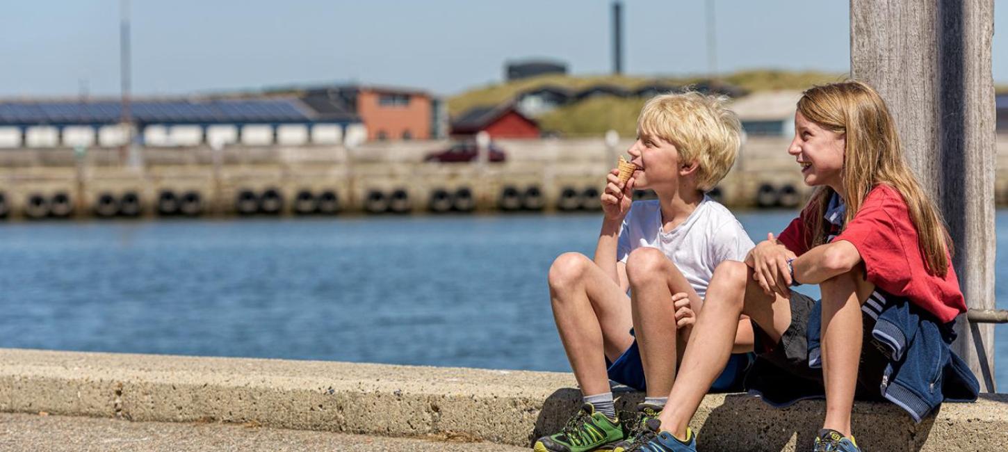 Enjoying the holiday and icecream in Hvide Sande