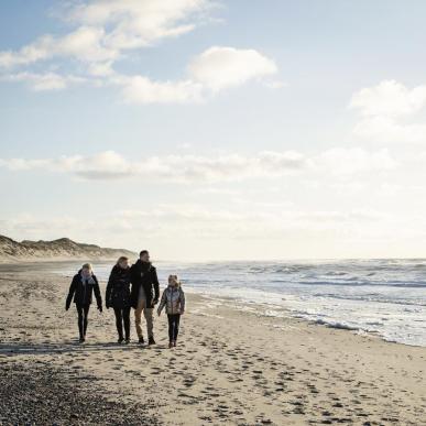 Familie ved Vesterhavet - vinter